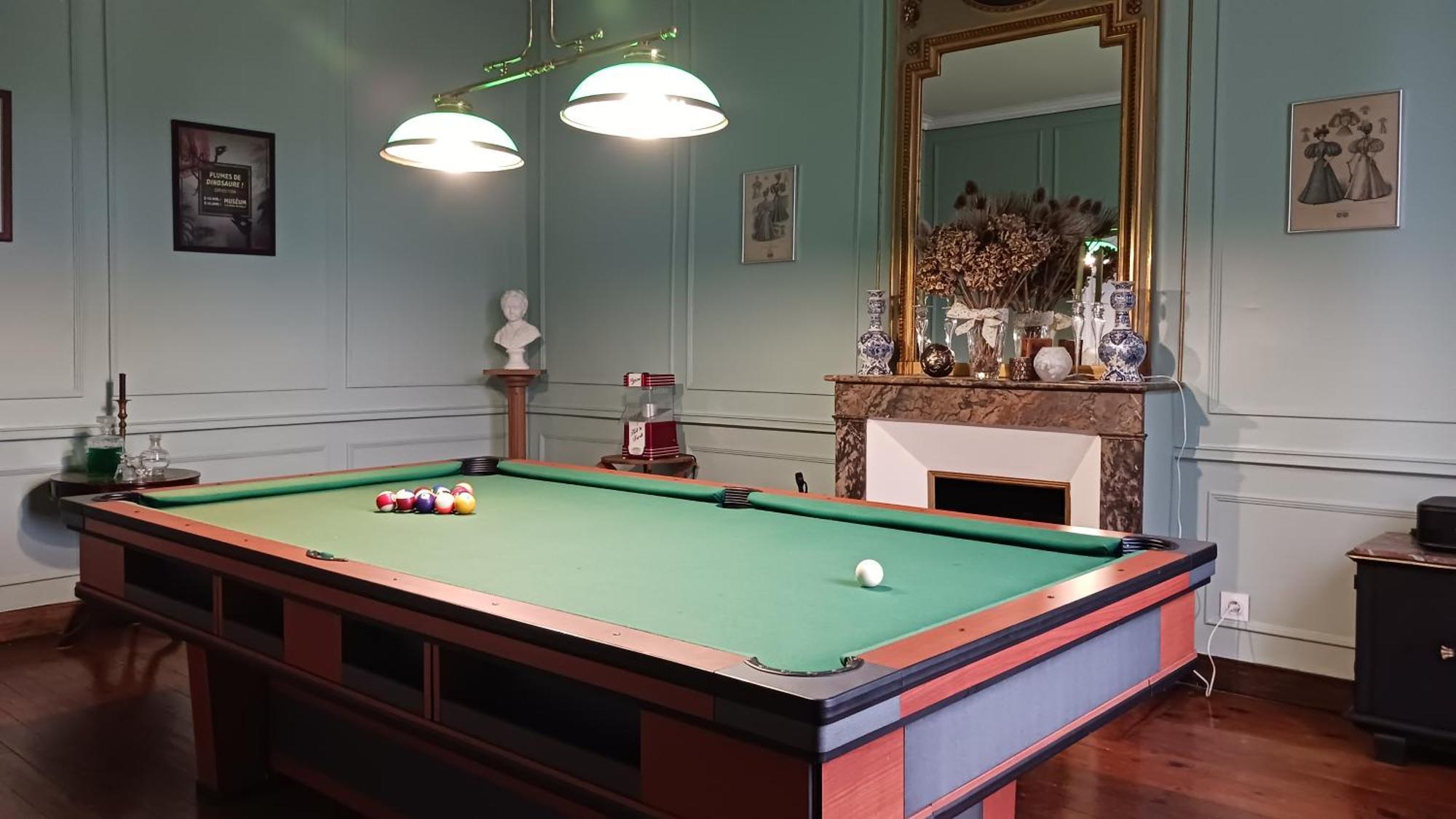 Hotel Le Griffon 1855 à Saint-Laurent-Des-Autels Extérieur photo